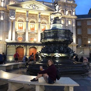 Meet your Posher, Elizabeth